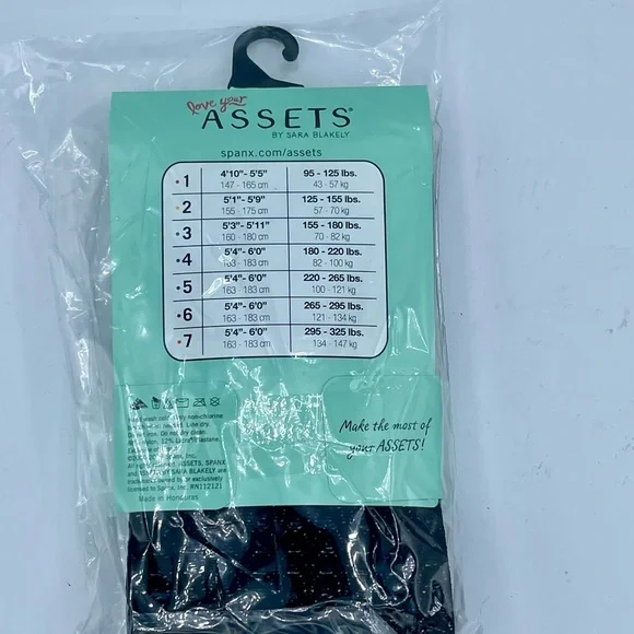 New Loving By Assets by Sara Beckley Shaping BlackTights Size 4 (180-220) - Picture 3 of 8